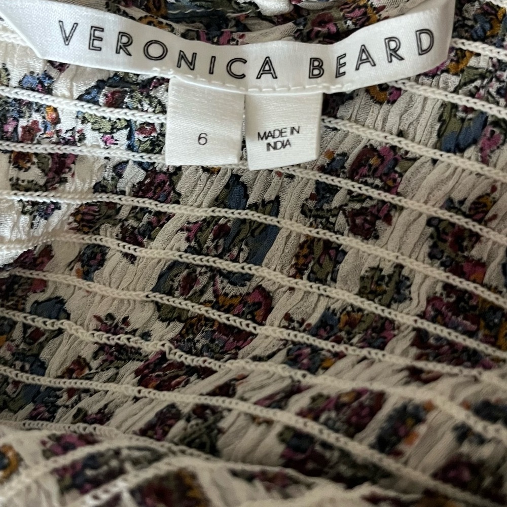 Veronica Beard Textured Floral Top - Picture 6 of 8